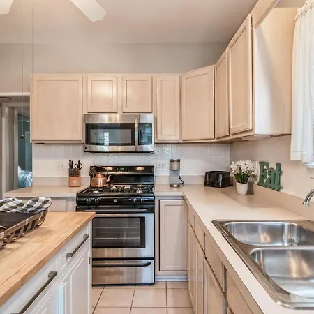 Pearly Gates L 3 Bed L Sleeps 5 L W 2-Car Garage Villa Forest Park Exterior photo