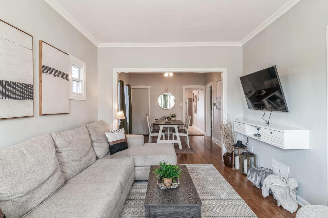 Pearly Gates L 3 Bed L Sleeps 5 L W 2-car Garage Holiday home Forest Park