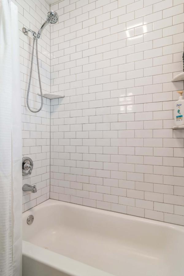 Pearly Gates L 3 Bed L Sleeps 5 L W 2-car Garage